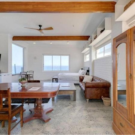 Upscale Cliffside Studio With Ocean Views North Bondi Sydney Exterior foto