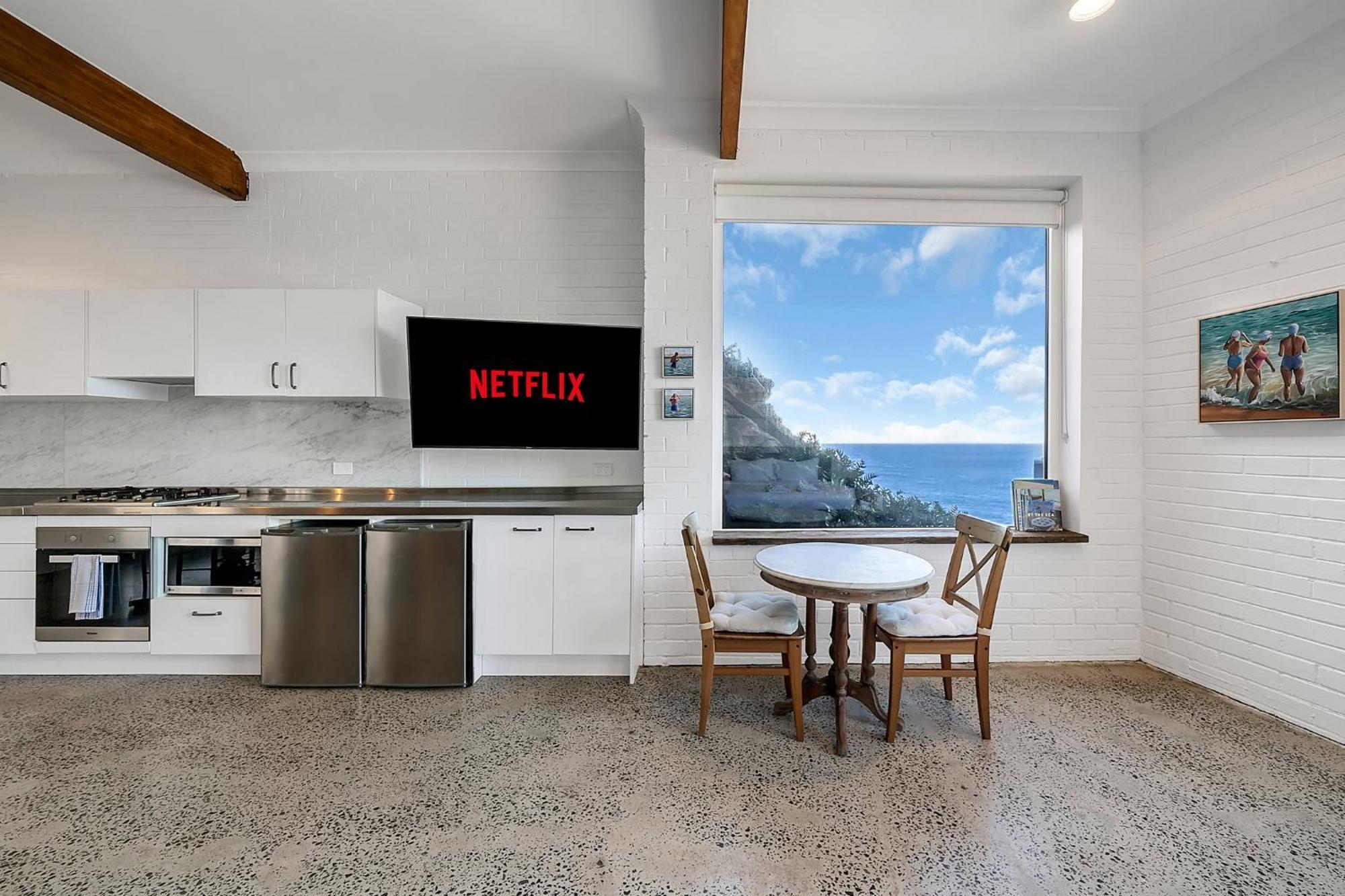 Upscale Cliffside Studio With Ocean Views North Bondi Sydney Exterior foto