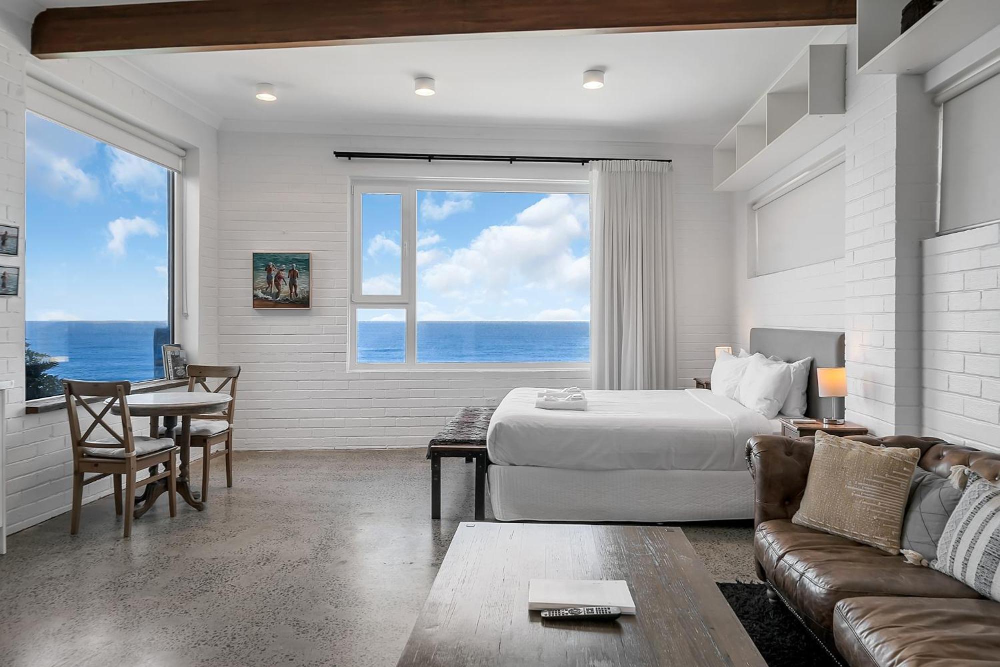 Upscale Cliffside Studio With Ocean Views North Bondi Sydney Exterior foto