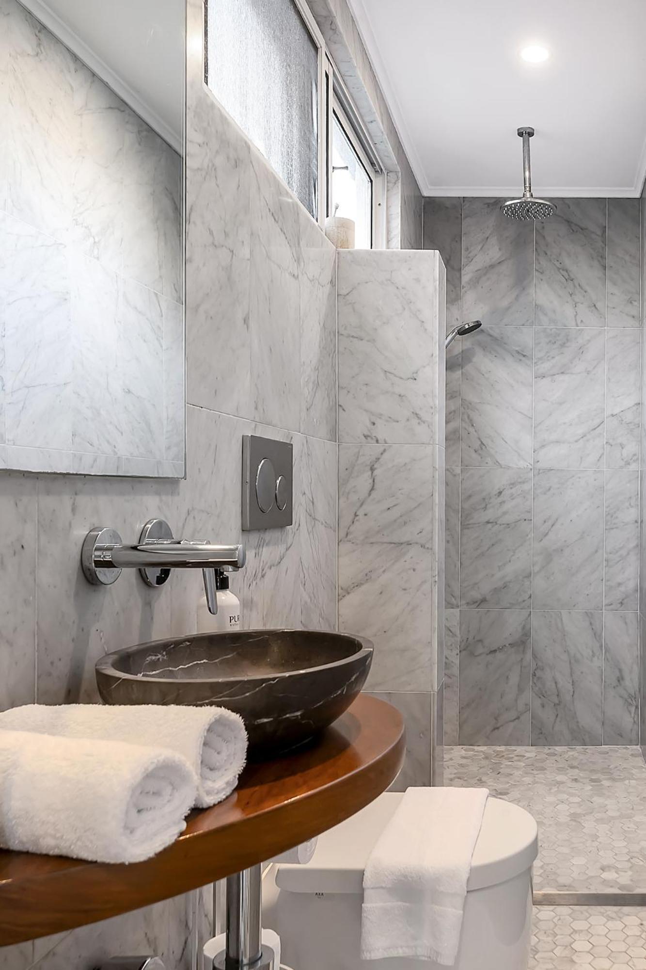 Upscale Cliffside Studio With Ocean Views North Bondi Sydney Exterior foto